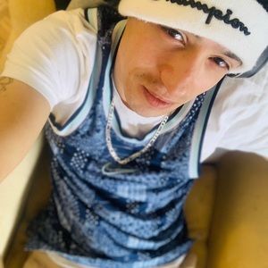 Meet your Posher, Kyle